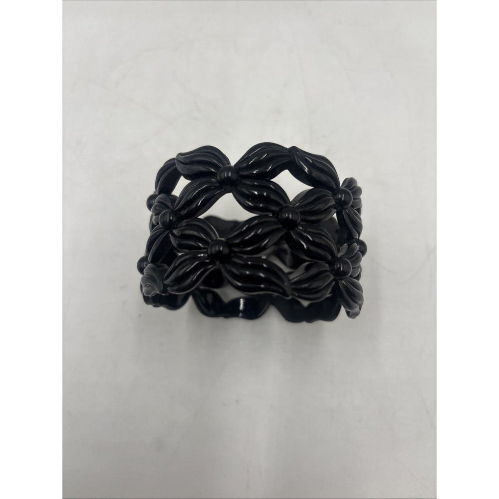 Vintage Molded Plastic Flower Bangle Bracelet Black